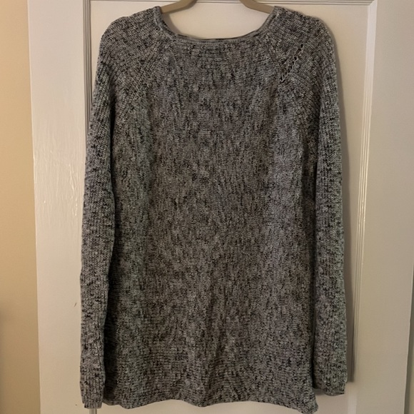 A.n.a Sweater. Large - Picture 5 of 7